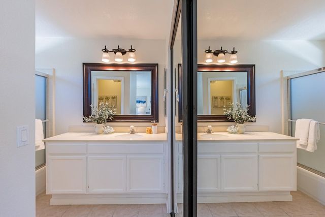 955 La Mesa Terrace H, Sunnyvale, CA 94086