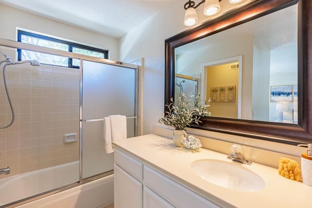 955 La Mesa Terrace H, Sunnyvale, CA 94086