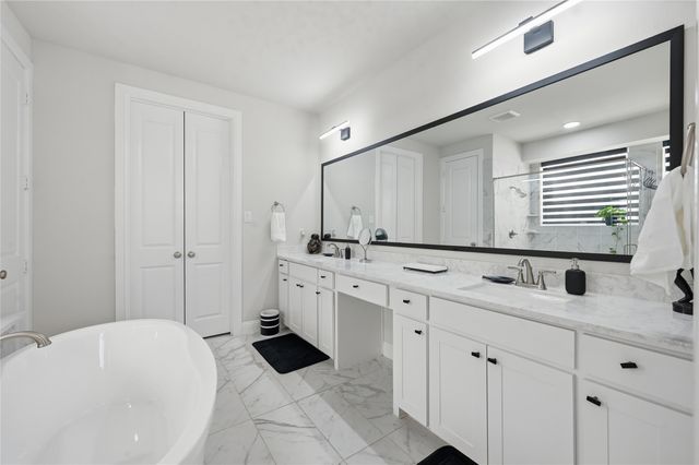 3521 Orion Place, Corinth, TX 76208