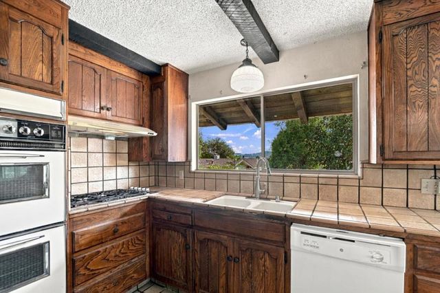 17852 Andrews Street, Monte Sereno, CA 95030