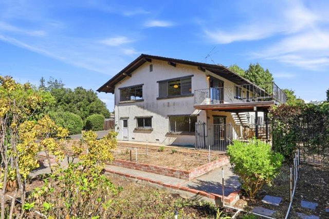 17852 Andrews Street, Monte Sereno, CA 95030
