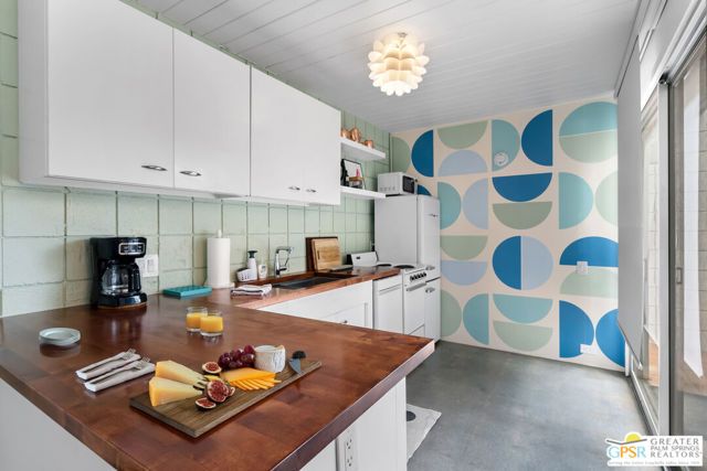 1111 E Palm Canyon Drive 336, Palm Springs, CA 92264