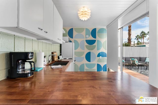 1111 E Palm Canyon Drive 336, Palm Springs, CA 92264