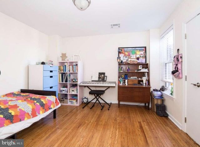 1413 S BROAD ST, Philadelphia, PA 19147