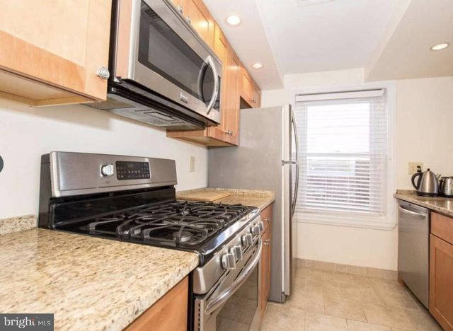 1413 S BROAD ST, Philadelphia, PA 19147