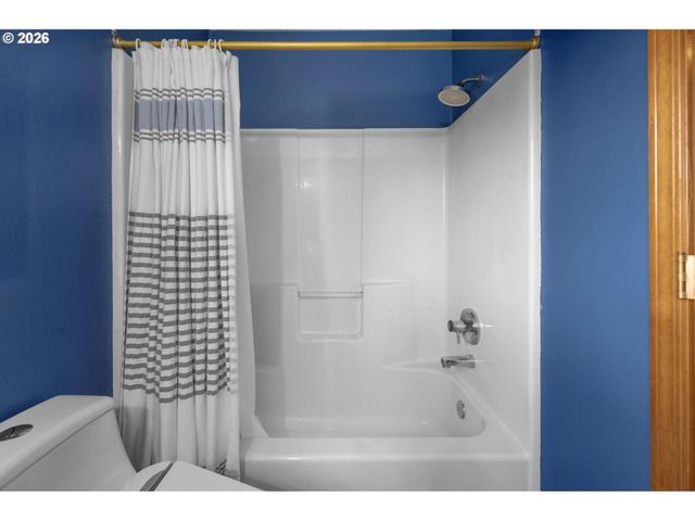 22146 Sw LITTLE JOHN Ter, Sherwood, OR 97140