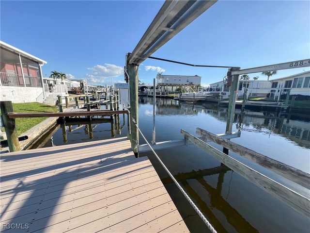 17730 Peppard DR, Fort Myers Beach, FL 33931