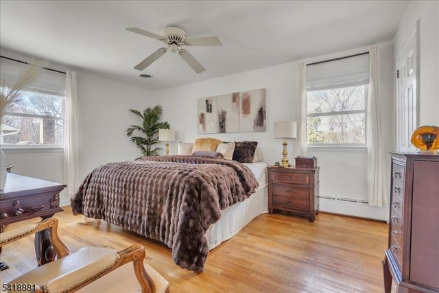 49 Laguna Dr, Wayne Twp., NJ 07470