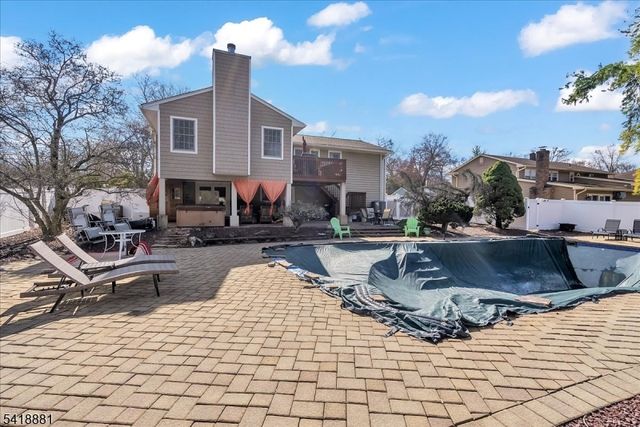 49 Laguna Dr, Wayne Twp., NJ 07470