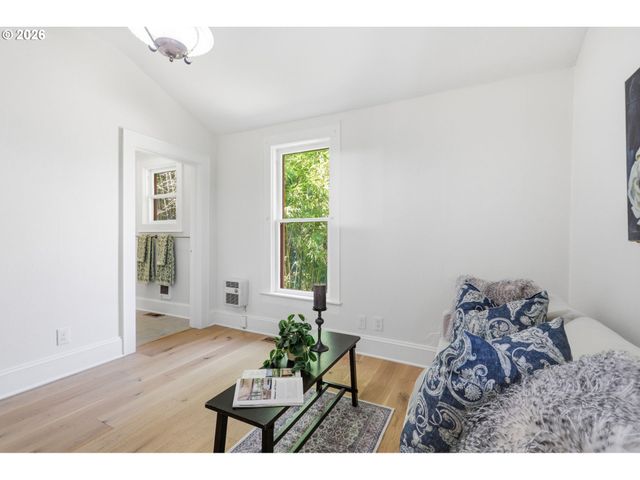 1617 BIRCH St, Forest Grove, OR 97116