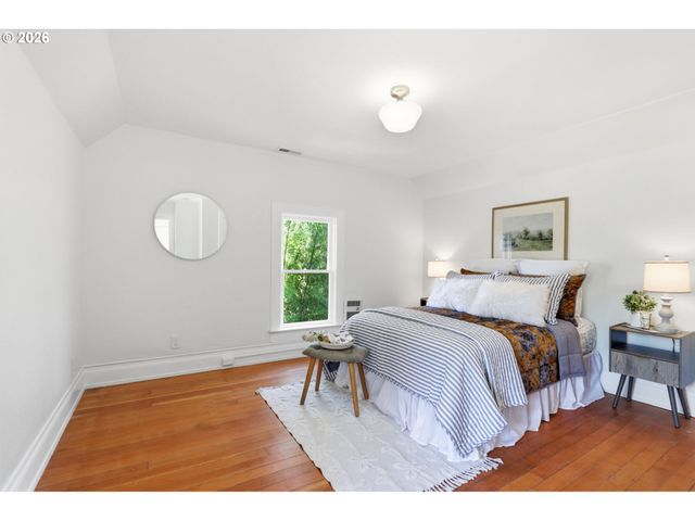 1617 BIRCH St, Forest Grove, OR 97116