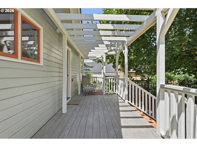 1617 BIRCH St, Forest Grove, OR 97116