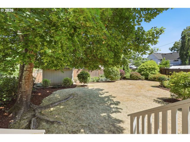1617 BIRCH St, Forest Grove, OR 97116