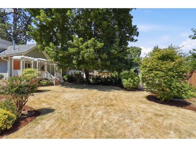 1617 BIRCH St, Forest Grove, OR 97116