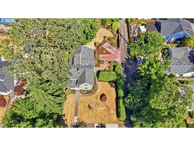 1617 BIRCH St, Forest Grove, OR 97116