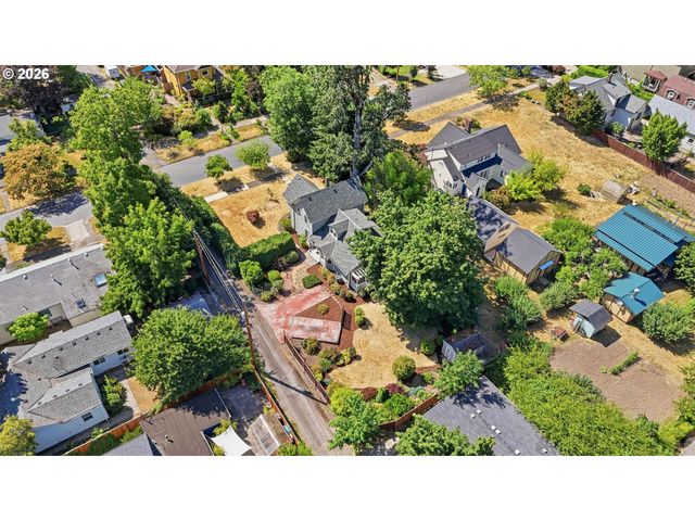 1617 BIRCH St, Forest Grove, OR 97116