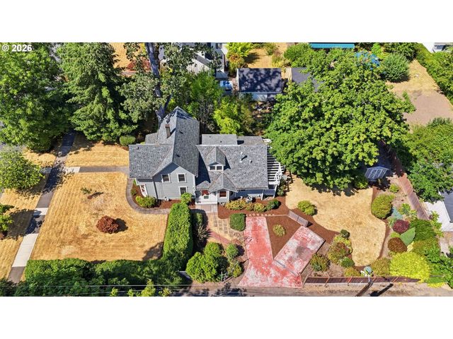 1617 BIRCH St, Forest Grove, OR 97116
