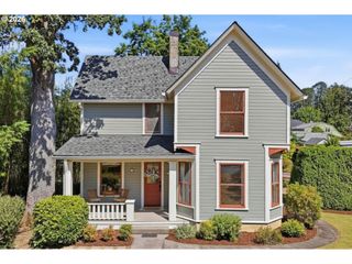 1617 BIRCH St, Forest Grove, OR 97116