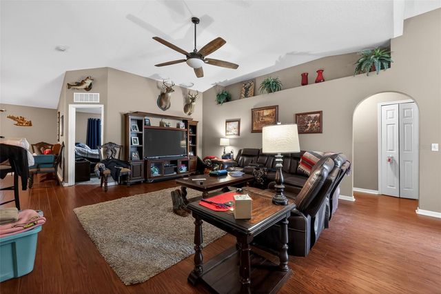 321 SQUIRES GROVE DRIVE, Winter Haven, FL 33880