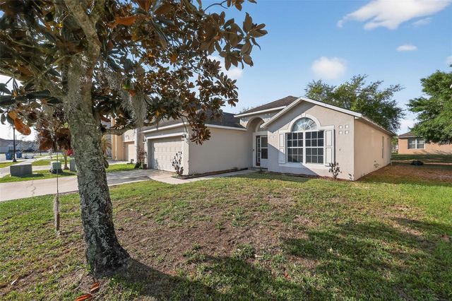 321 SQUIRES GROVE DRIVE, Winter Haven, FL 33880
