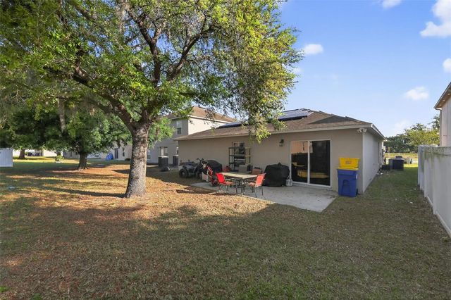 321 SQUIRES GROVE DRIVE, Winter Haven, FL 33880