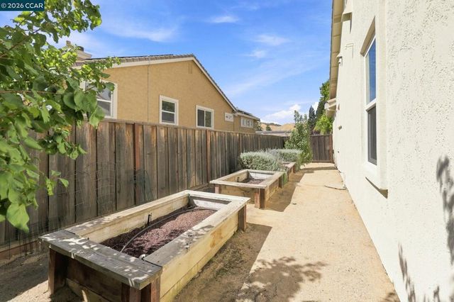5204 Sturges Ct, Antioch, CA 94531