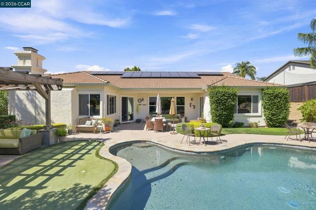 5204 Sturges Ct, Antioch, CA 94531