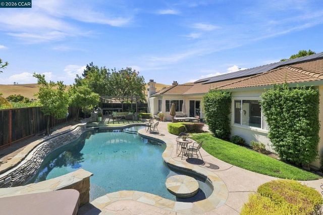 5204 Sturges Ct, Antioch, CA 94531