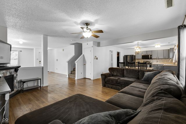 1770 Blue Grass Parkway, Greenwood, IN 46143