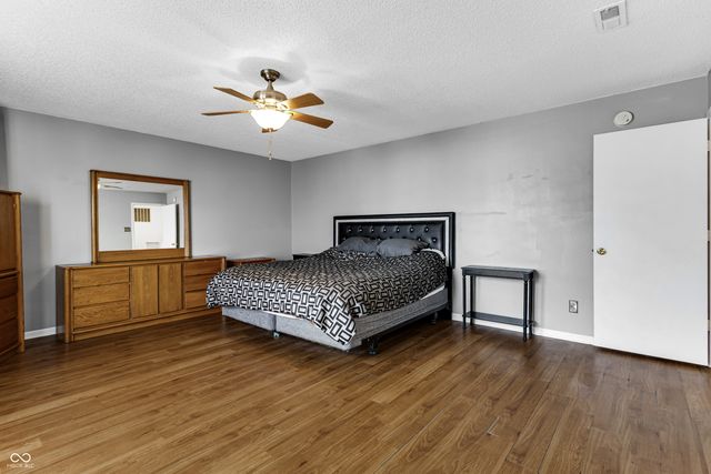 1770 Blue Grass Parkway, Greenwood, IN 46143