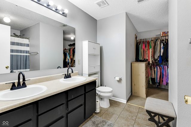 1770 Blue Grass Parkway, Greenwood, IN 46143