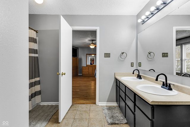 1770 Blue Grass Parkway, Greenwood, IN 46143