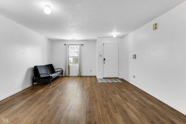 1770 Blue Grass Parkway, Greenwood, IN 46143