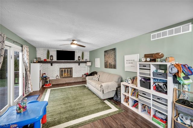 204 Circle Drive, Doylestown, OH 44230