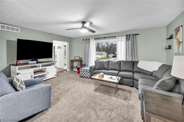 204 Circle Drive, Doylestown, OH 44230