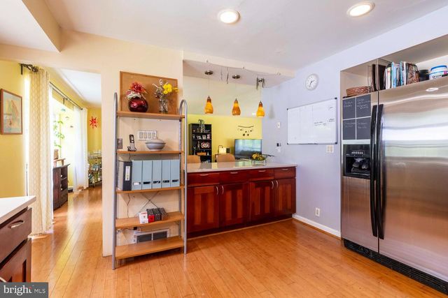 1030 ROCK CREEK DR, Wyncote, PA 19095