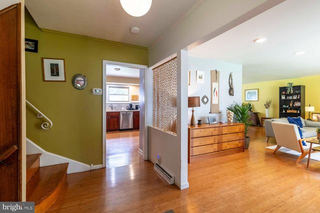 1030 ROCK CREEK DR, Wyncote, PA 19095