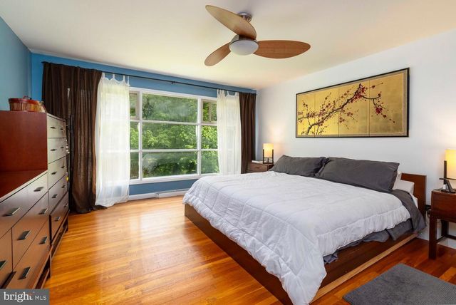 1030 ROCK CREEK DR, Wyncote, PA 19095