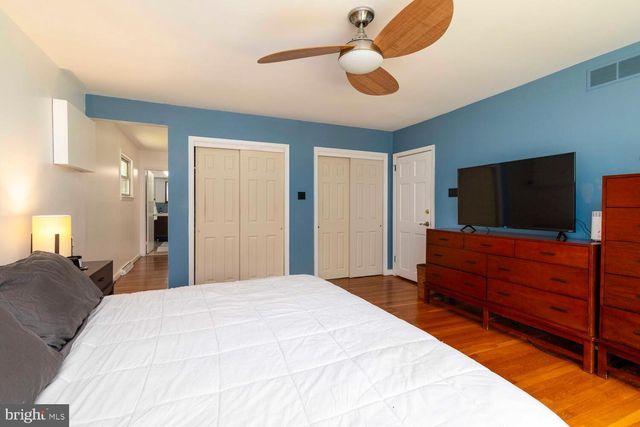 1030 ROCK CREEK DR, Wyncote, PA 19095