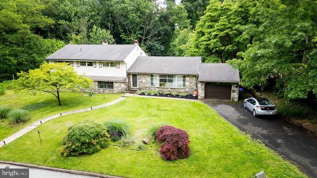 1030 ROCK CREEK DR, Wyncote, PA 19095