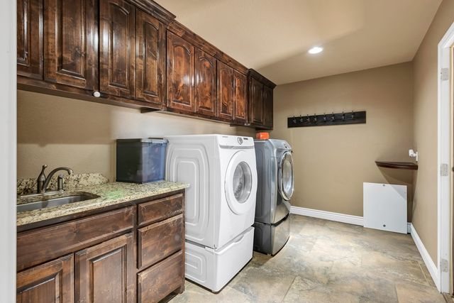 2800 Fairfield Ln, Midland, TX 79705