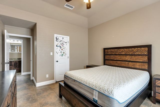 2800 Fairfield Ln, Midland, TX 79705