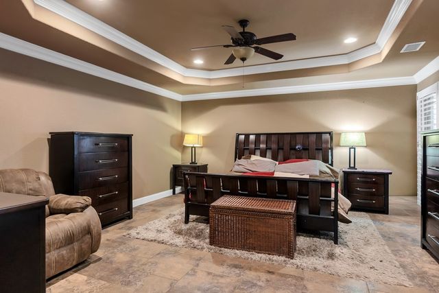 2800 Fairfield Ln, Midland, TX 79705