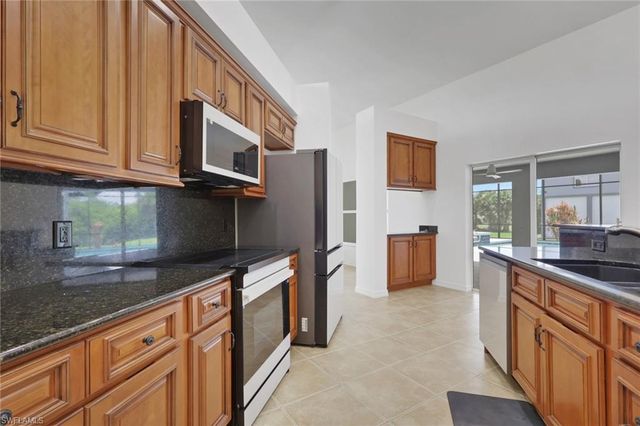 1330 11TH ST SW, Naples, FL 34117