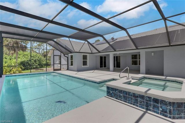 1330 11TH ST SW, Naples, FL 34117