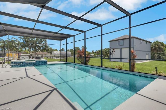 1330 11TH ST SW, Naples, FL 34117