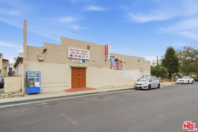 743 E Deloras Drive, Carson, CA 90745