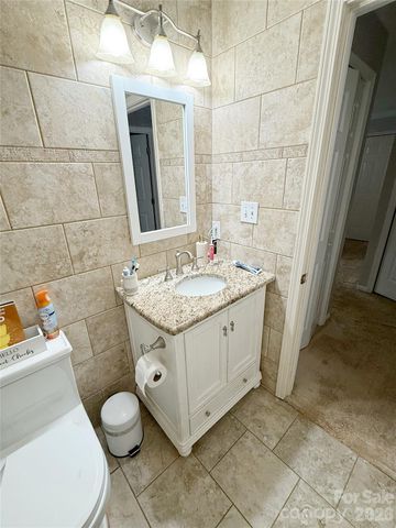 928 Lyndsey Brooke Court, Lincolnton, NC 28092