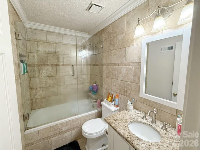 928 Lyndsey Brooke Court, Lincolnton, NC 28092