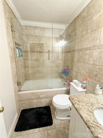 928 Lyndsey Brooke Court, Lincolnton, NC 28092
